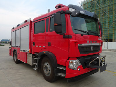 重汽豪沃搶險救援消防車